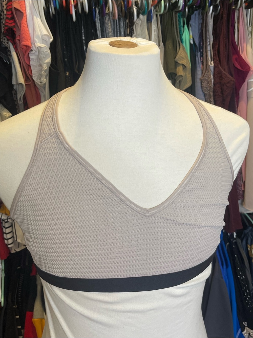 Seamless Taupe V-Neck Sports Bra with Supportive Band